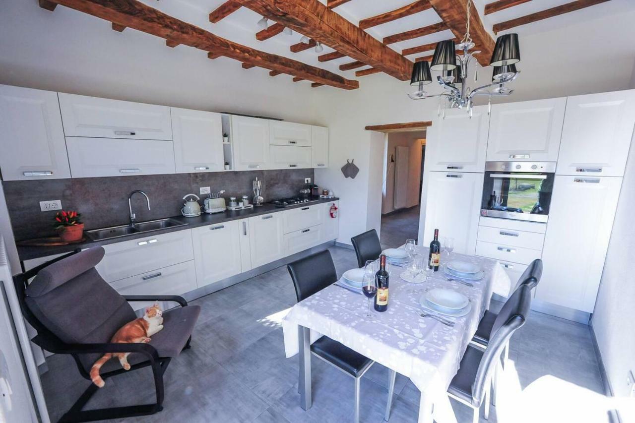 La Finestra Sul Castello Appartement Arcidosso Buitenkant foto