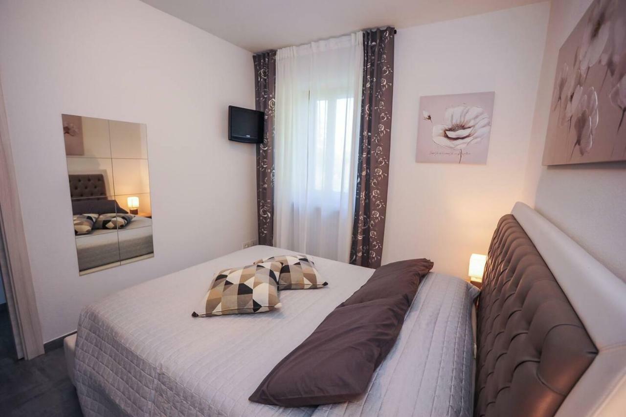 La Finestra Sul Castello Appartement Arcidosso Buitenkant foto