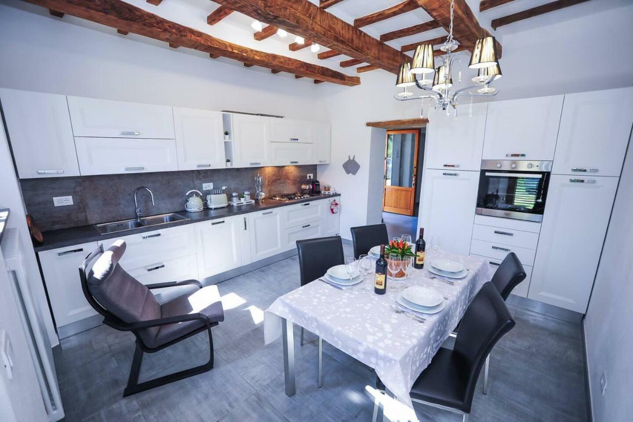 La Finestra Sul Castello Appartement Arcidosso Buitenkant foto